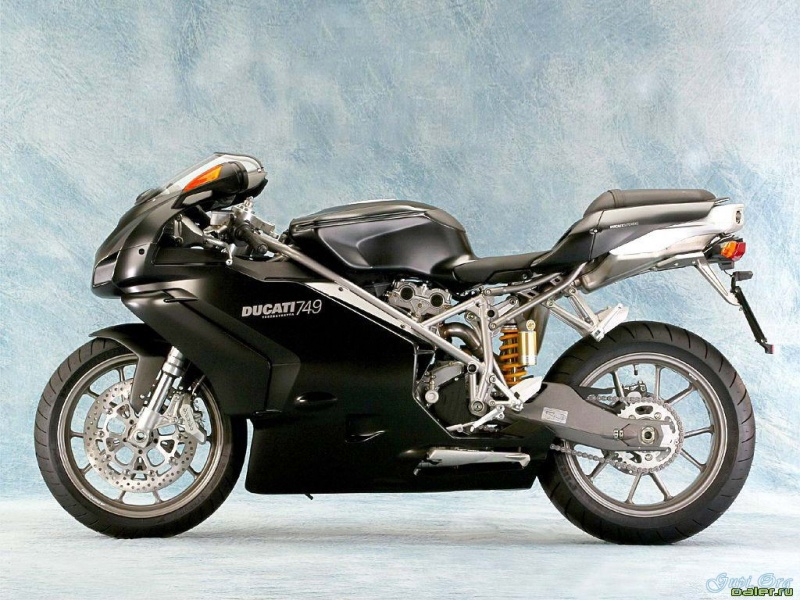 ducati-749-motorcycle-photo